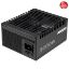 ASUS PRO WS 3000W PLATINUM PSU, PROFESYONELLER İÇİN ÜST DÜZEY VOLTAJ KARARLILIĞI SAĞLAR VE DÖRT EKRAN KARTINI DESTEKLEYEREK ZORLU YAPAY ZEKA YÜKLERİNE UYGUNDUR. resmi
